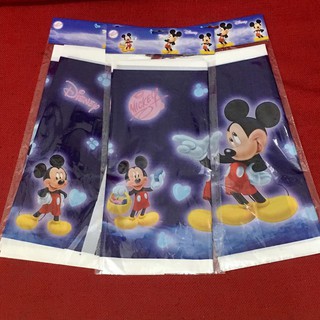 khăn trải bàn chủ đề Mickey