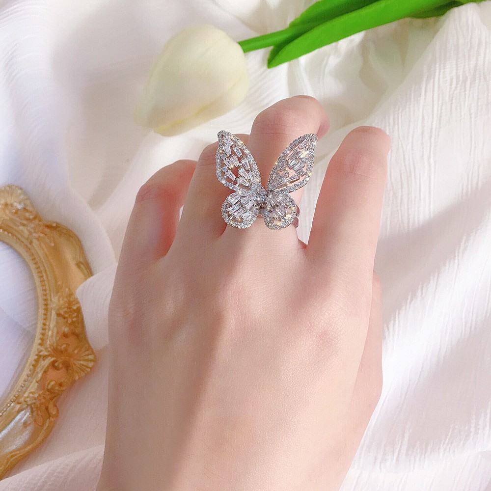 Luxury Stone-Studded Butterfly Ring