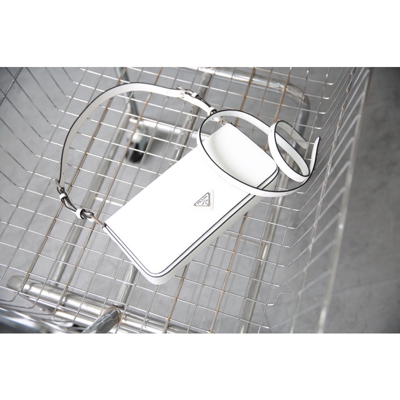 Túi Prada kẹp nách 2022 hàng fullbox, ruy băng, nguyên seal 2 mầu : Trắng & Đen nhỏ sang nha