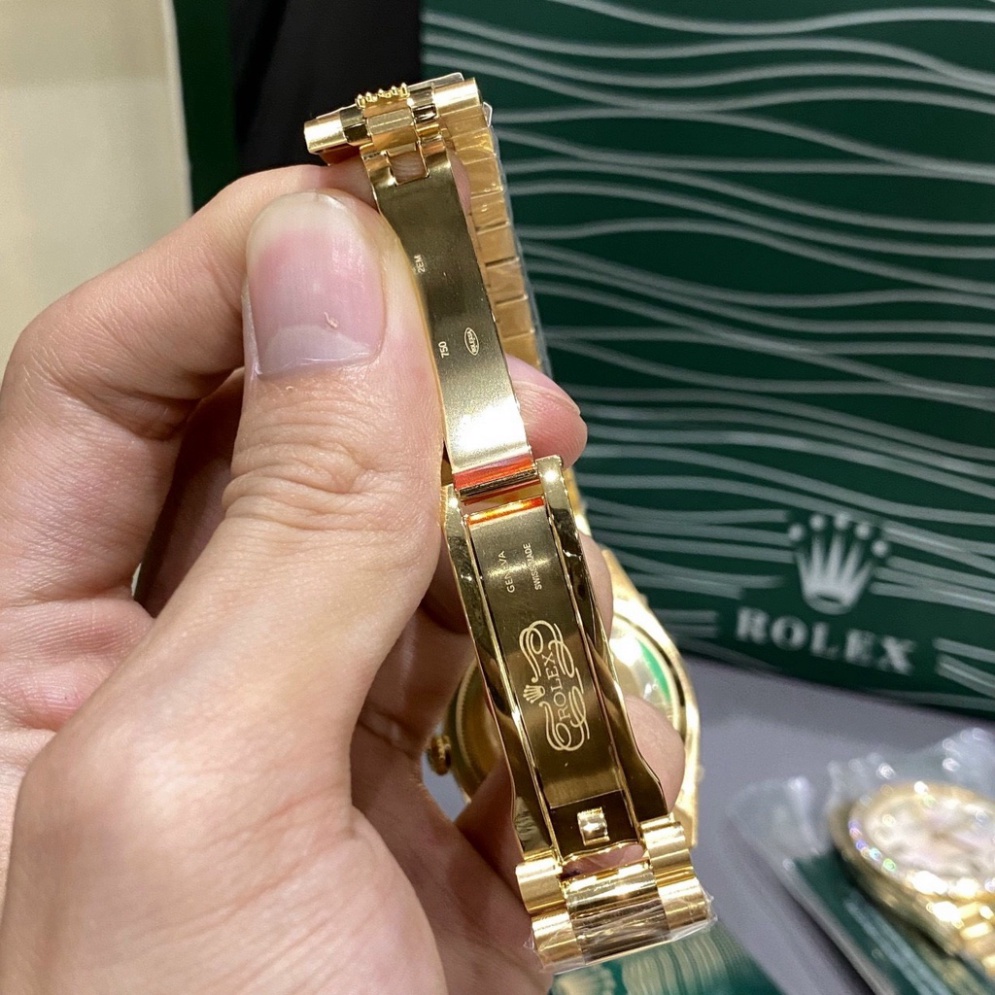 Đồng Hồ Nam RoLex Sapphire RA22 Mặt VÀNG Day-Date  Máy cơ Automatic Nhật Chống xước Tuyệt Đối