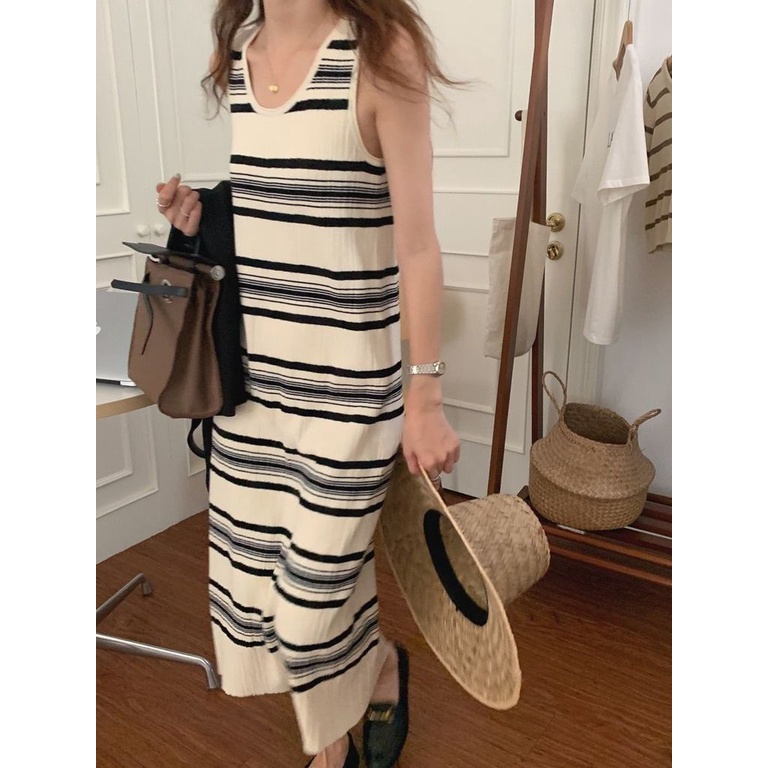 Đầm Dệt Kim Sát Nách Cổ Tròn Họa Tiết Kẻ Sọc Màu Sắc Tương Phản Thời Trang Xuân Hè Hàn Quốc Cho Nữ