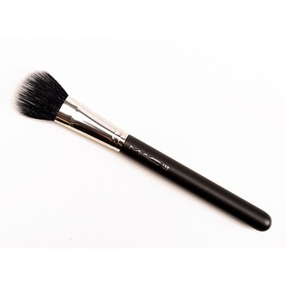Cọ Tán Kem Nền MAC 159 - Mac Foundation Brush