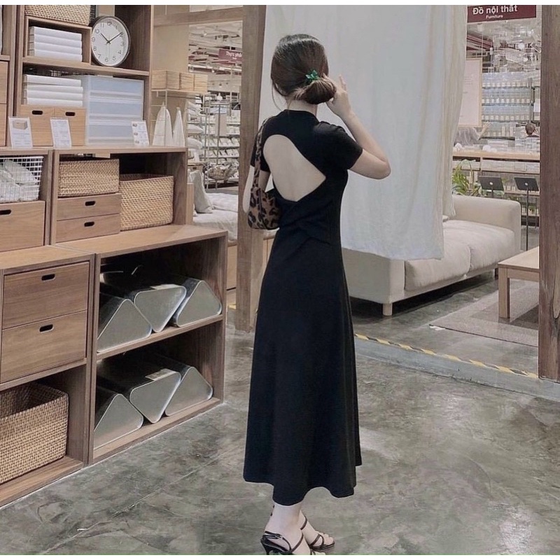 ĐẦM ĐEN MIDI CUT-OUT LƯNG