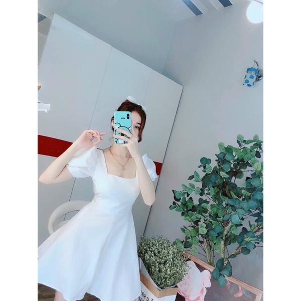 Đầm tay phồng cổ vuông có mút ngực, có túi Linh Htt