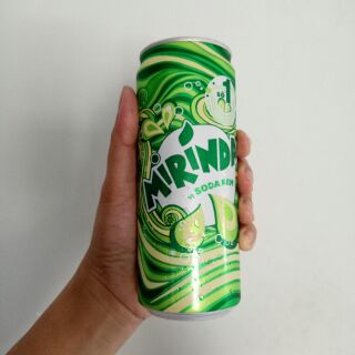 Lốc 6 lon nước ngọt Mirinda vị soda kem ngon xoắn lưỡi