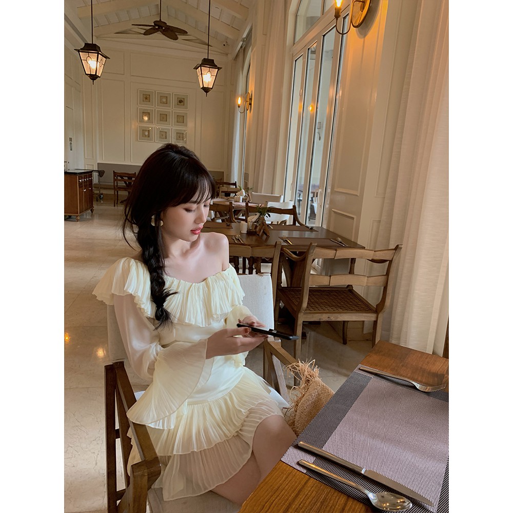 Set váy bèo tầng + áo trễ vai ulzzang