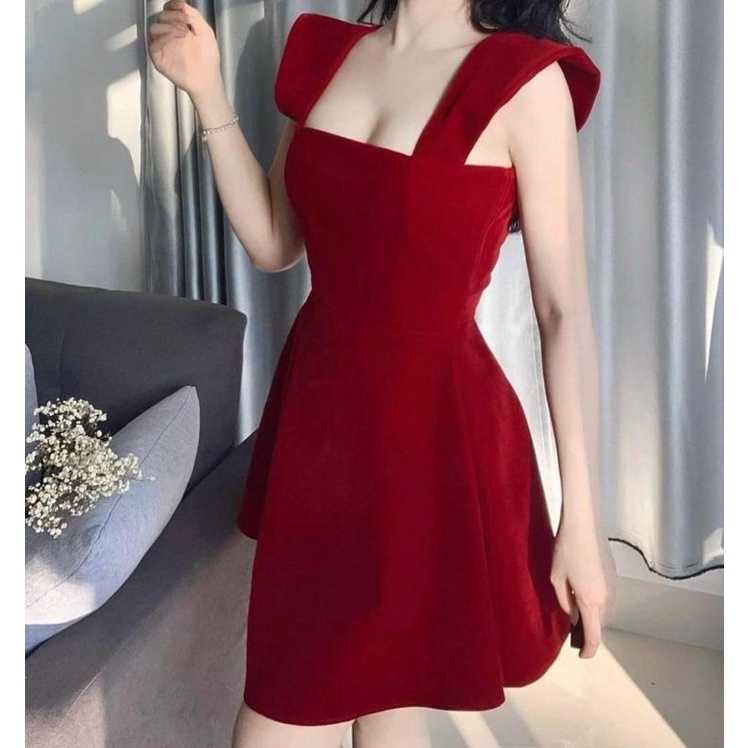 Đầm nhung đỏ cúp 2 dây xòe Jingle Dress