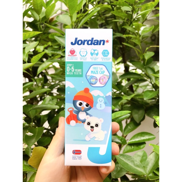 Kem đánh răng Jordan cho bé vị dâu &amp; vị nho 75g(0-5y&amp;6-12y)