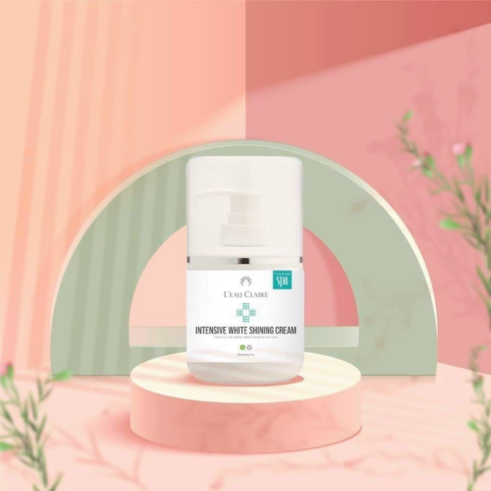 L'eau Claire Intensive White Shining Cream - Kem Dưỡng Trắng Sáng Da 250ml (Date 17/12/23)