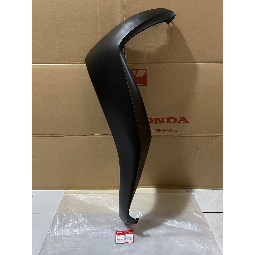 Cánh yếm bên trái - bửng yếm HONDA SH 125&150 năm 2017-2018-2019 màu Đen nhám. (64303K77V00ZV)
