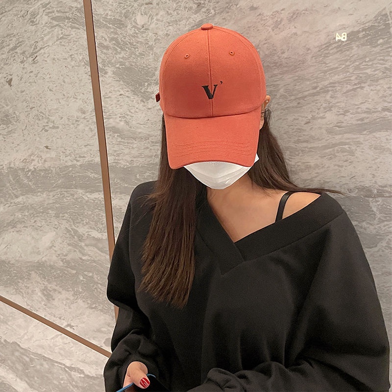 Mũ Lưỡi Trai Màu Trắng Đen Dễ Phối Đồ Thời Trang Phong Cách Hàn Quốc Cho Nữ