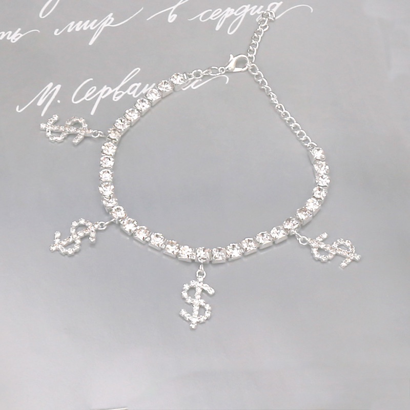 Vòng chân tuyên bố đơn giản và phong cách