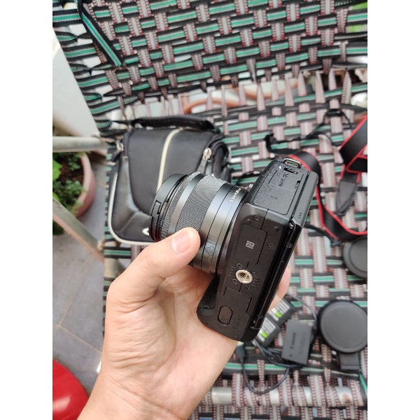 Máy ảnh Canon Eos M3 + kit 15 45. kèm ngàm điện Ef