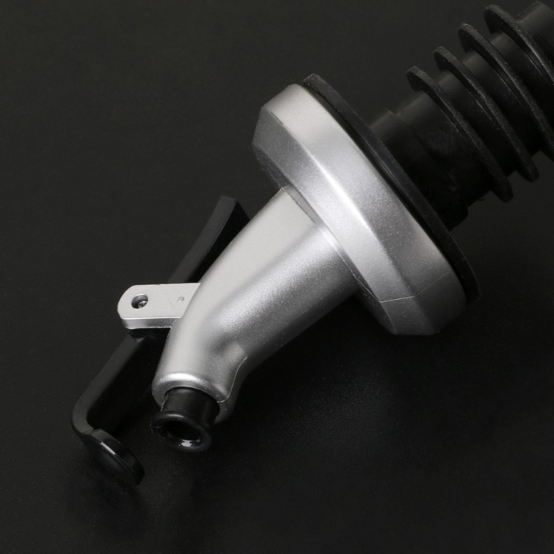 Nắp đậy có vòi cho chai dầu dạng nút bấm