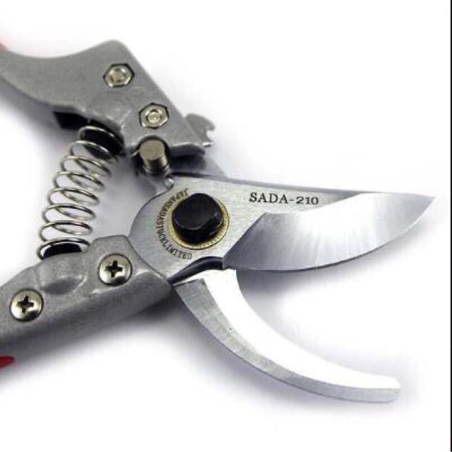 Kéo cắt cành cây SADA 210