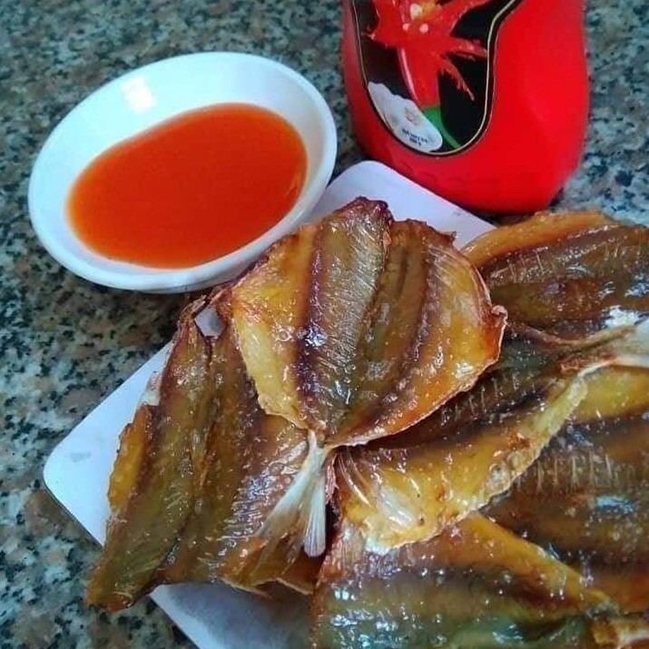 Khô Cá Chỉ Vàng Loại 1 Ngọt Thơm Bùi Phù Hợp Ăn Vặt Biếu Tặng - 500gr | BigBuy360 - bigbuy360.vn