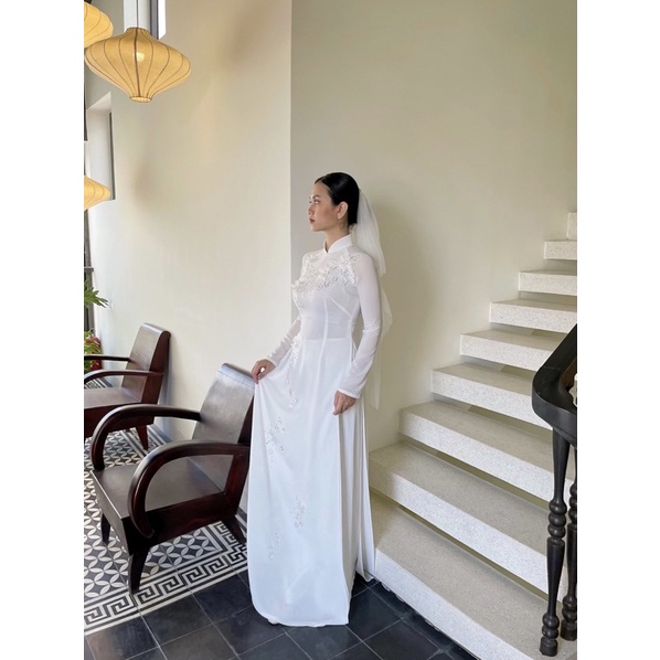 Áo dài cô dâu trắng đính kết