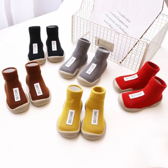 Giày bún, giày đế mềm, giày tập đi thời trang cho bé