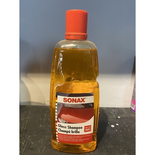 Nước rửa xe Sonax Gloss Shampoo 1L.