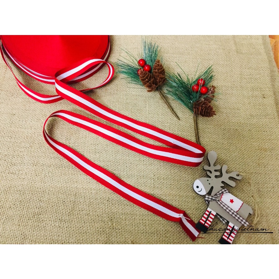 Dây ruy băng Giáng Sinh