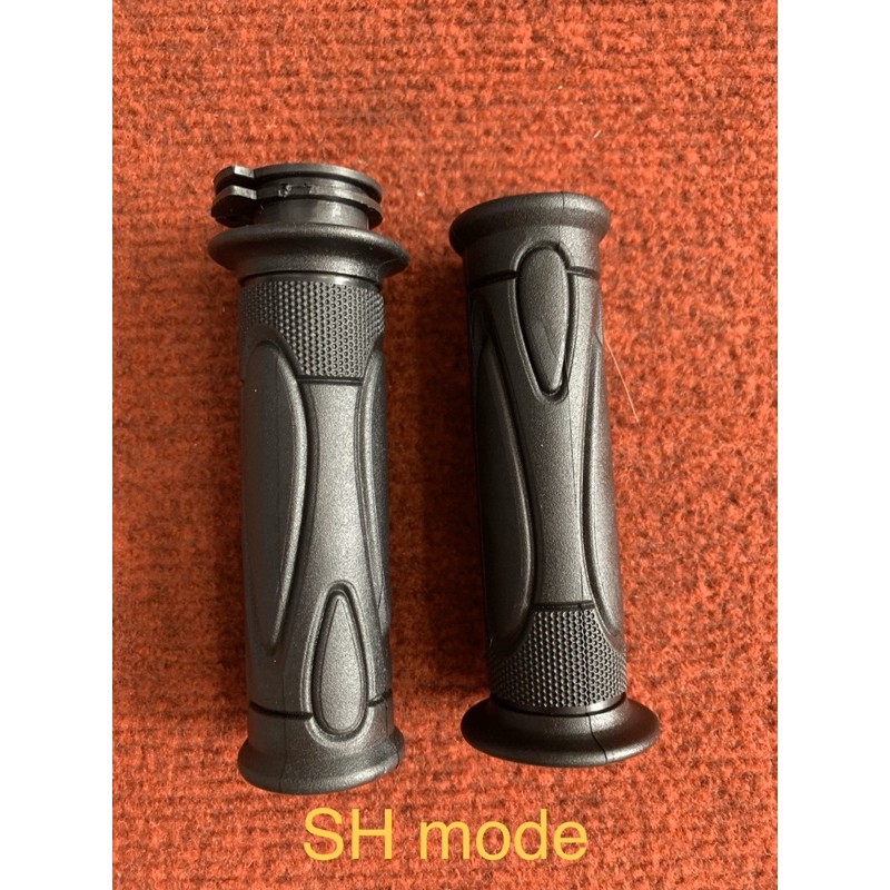 Tay nắm cao su kèm gù, dành cho các dòng xe SH/ AB/ wave 17/ wave RS/ Dream/ Sirius