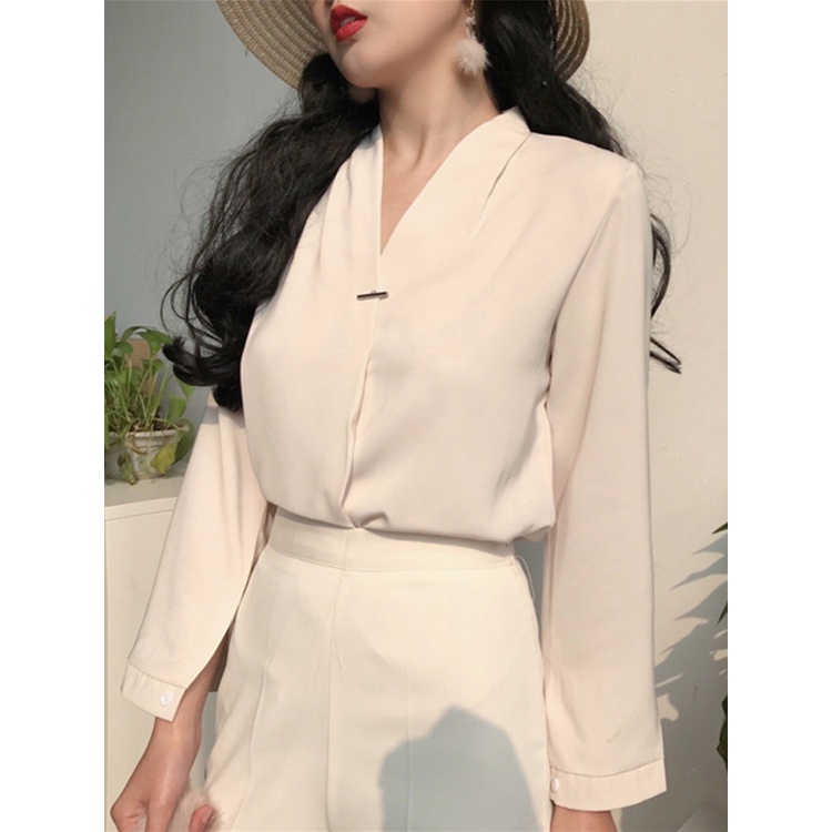 Áo sơ mi trắng nữ áo sơ mi công sở không nhăn cổ V thiết kế vừa người điệu đà sang trọng