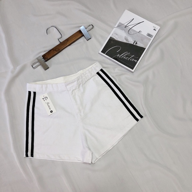 Quần short chạy viền 2 bên