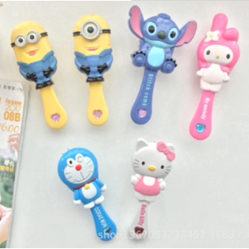 Mới Lược Chải Tóc Mát Xa Có Túi Khí Hình Doraemon / Hello Kitty / Melody / Stitch