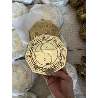 Giương bát quái bằng đồng