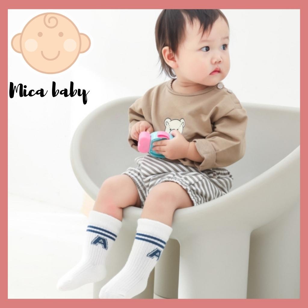 Set 3 đôi tất cao cổ chống trượt kiểu dáng thể thao cho bé Mica baby T23