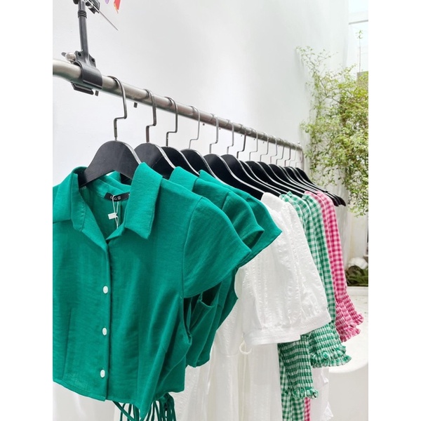 Áo sơ mi croptop tay ngắn dây thắt vòng eo thời trang GAGO màu xanh lá GA3839