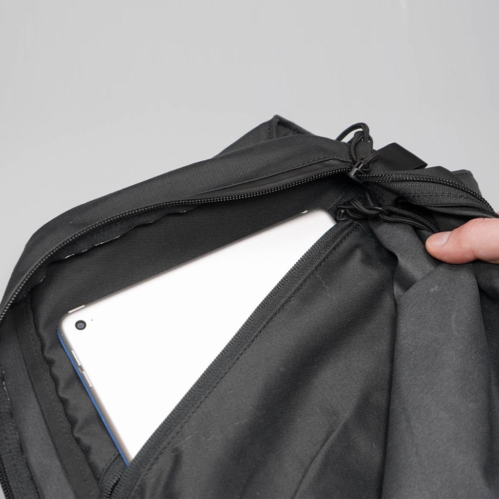 Balo Một Quai, Túi Đeo Chéo Mystery Ranch Sling Pack 9L Chống Nước, Ngăn Đựng Ipad Mini - Balocenter