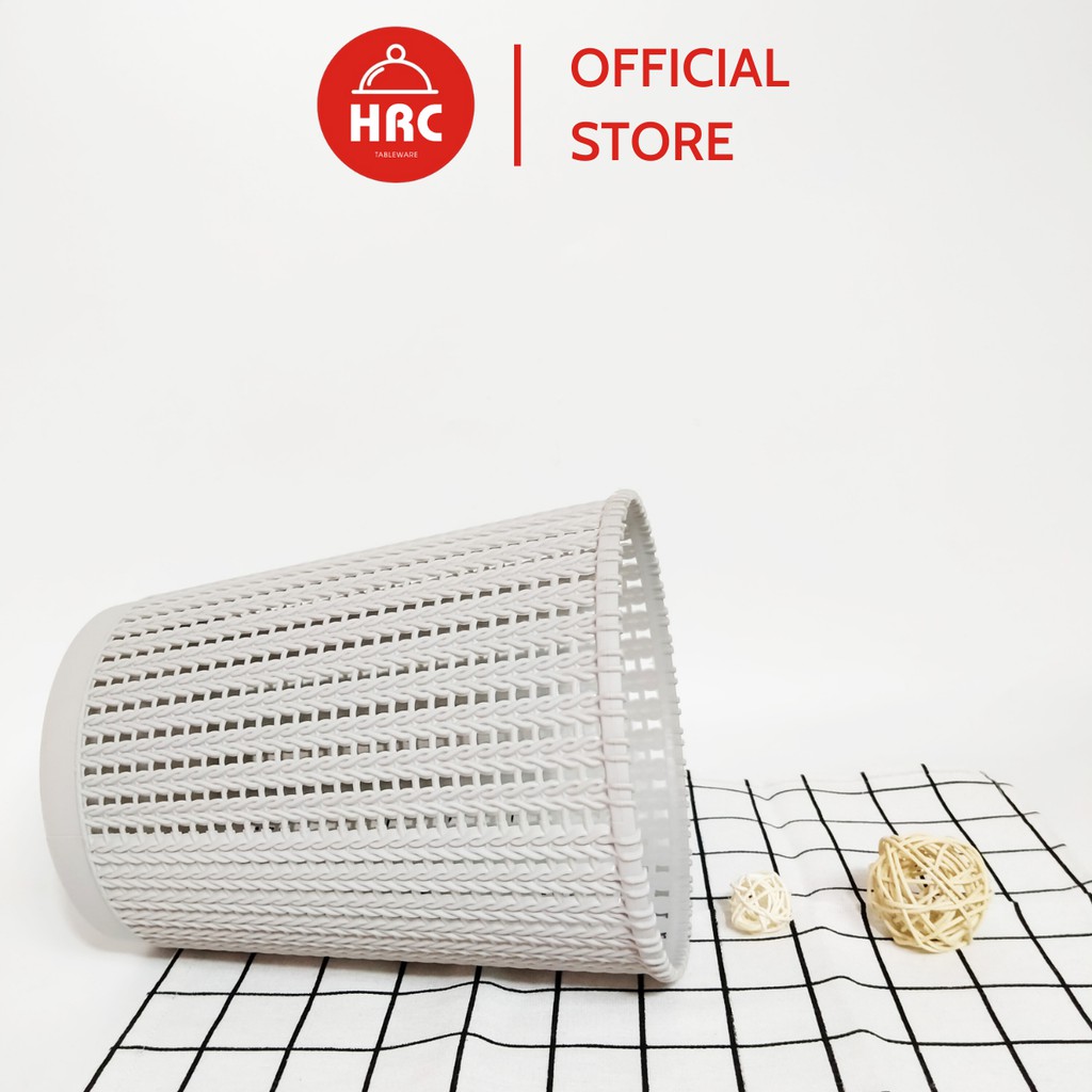 Giỏ nhựa giả mây size trung  Giỏ đựng đồ kiểu dáng Hàn Quốc màu sắc nhã nhặn 1197