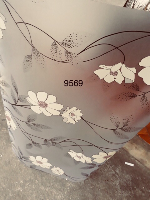 Giấy dán kính hoa dây khổ 90 30k/1m dài | BigBuy360 - bigbuy360.vn