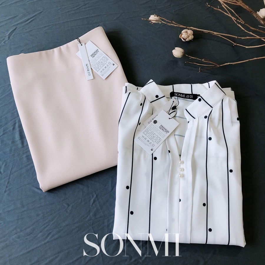 Set Bộ Đồ SONMI Chân Váy Bút Chì Áo Kẻ Sọc Chấm Bi CAMILLE COLETTE