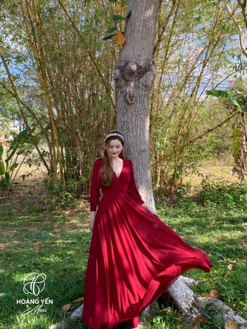[Ảnh thật🍁] Đầm maxi đỏ đô tay dài cột nơ tà váy bồng xoè đi biển, chụp ảnh siêu xinh | BigBuy360 - bigbuy360.vn