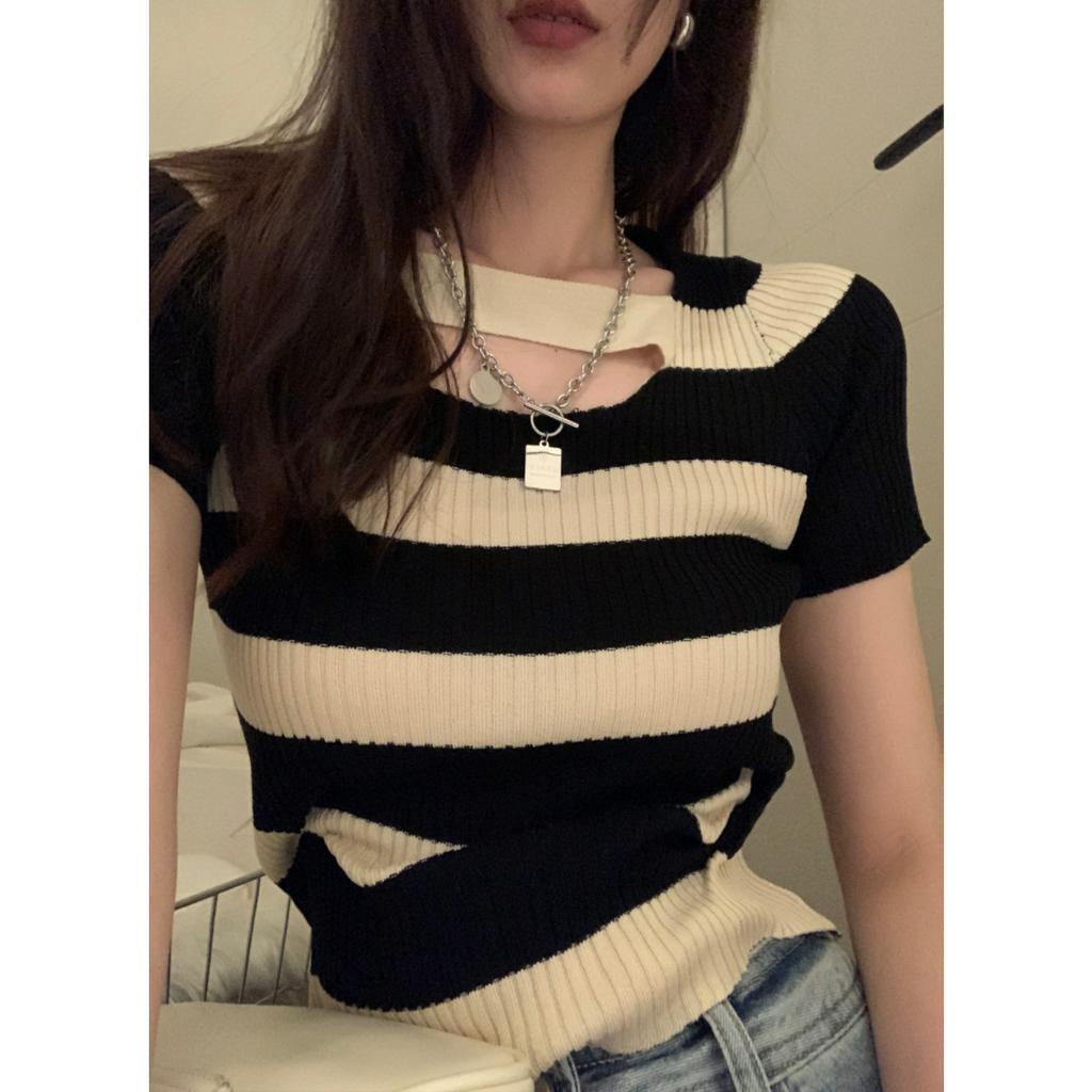 qkoole Áo Thun Dệt Kim Ngắn Tay Họa Tiết Kẻ Sọc Phong Cách Vintage