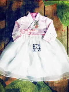 Hanbok cho bé