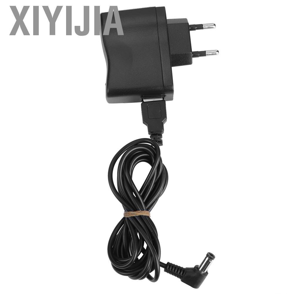 Đồng Hồ Điện Tử Treo Tường 24 / 12 Có Đèn Led Hiện Đại