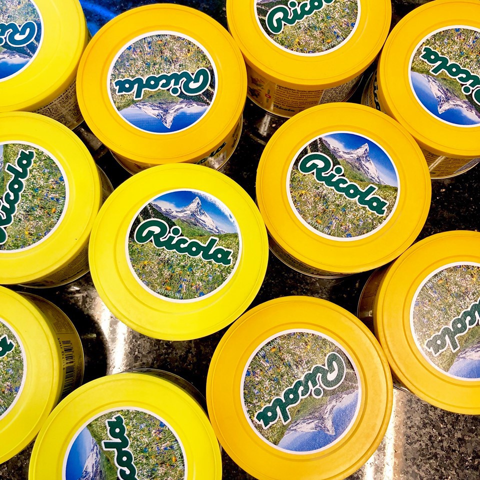 [2 vị] Kẹo ngậm Thảo mộc Ricola Lemon Mint 100g -VITAMIN HOUSE