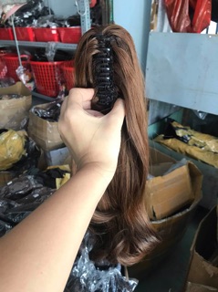 Hình thật-tóc giả ngoặm cup ngắn