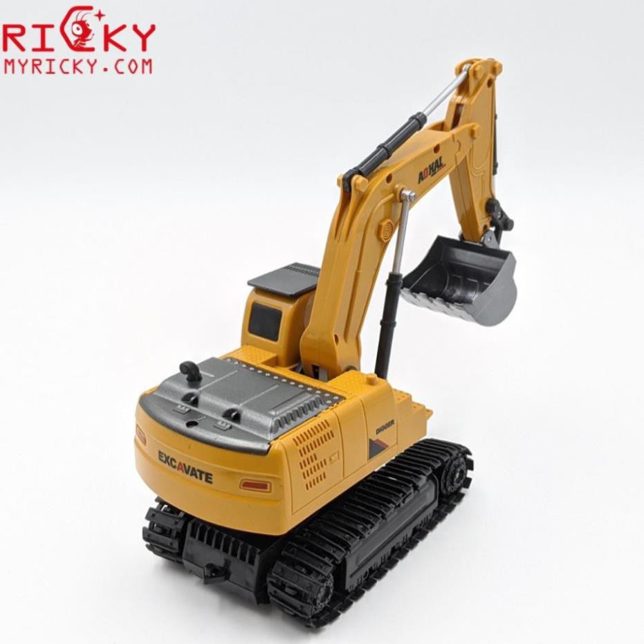 Xe múc điều khiển từ xa Gầu SẮT, bánh XÍCH, pin SẠC-Múc cực chuẩn