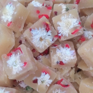 4kg trà hoa cúc mix kì tử