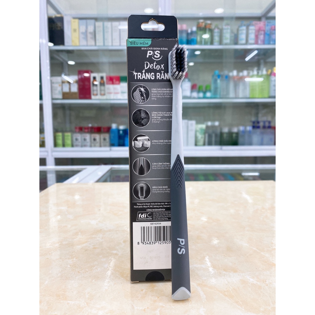 Bàn Chải Đánh Răng P/S Detox Sáng Răng Kháng Khuẩn Baking Soda &amp; Silver Charcoal