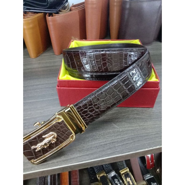 Thắt lưng da ca sấu nguyên khổ. được làm thủ công ( long Handmade Leather )
