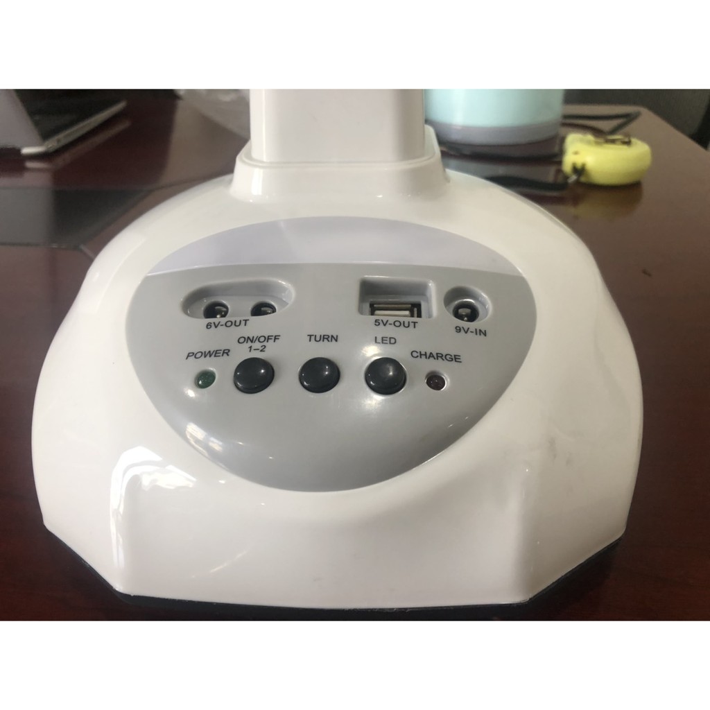 QUẠT SẠC TÍCH ĐIỆN KAIYO TẶNG USB, BÓNG ĐÈN VÀ PIN SẠC NĂNG LƯỢNG MẶT TRỜI | BigBuy360 - bigbuy360.vn