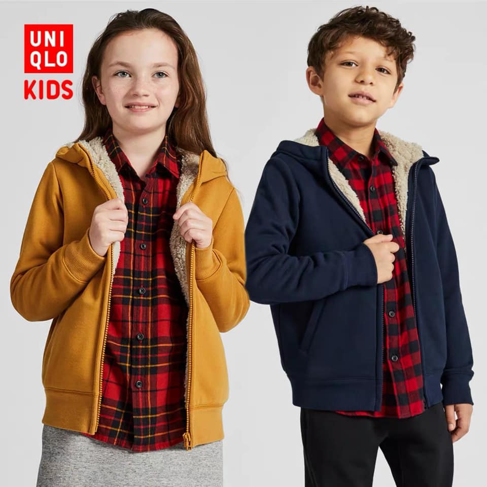 Trả khách Áo khoác Uni sale sz 110 4-5t đen combo