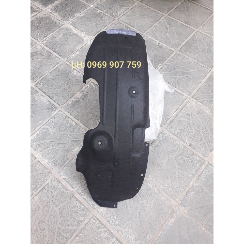 CHẮN BÙN LÒNG DÈ SAU KIA RONDO