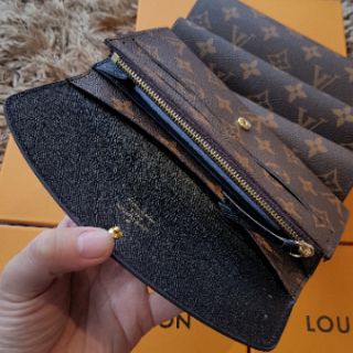 Ví nữ cúc bấm chữ LV