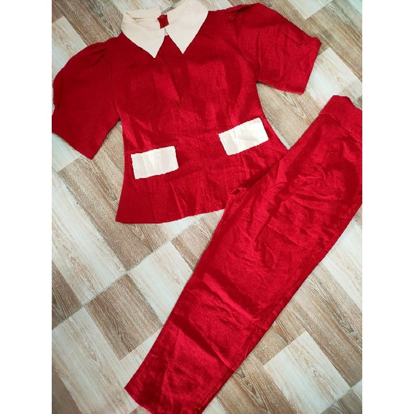 Set vest thiết kế cho nữ